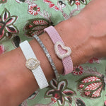 Bracelets 14K Gold Material Heart Pave Diamond Bracelet