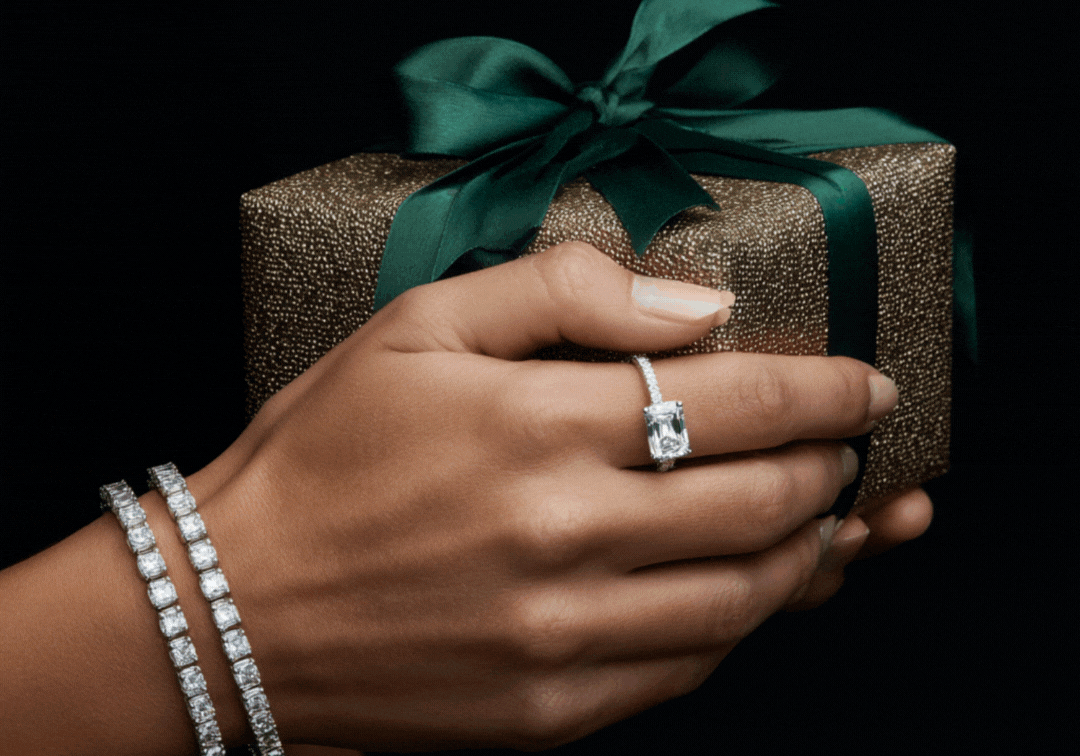 Timeless Gifts That Shine: Why Jewelry the Ultimate Holiday Choice