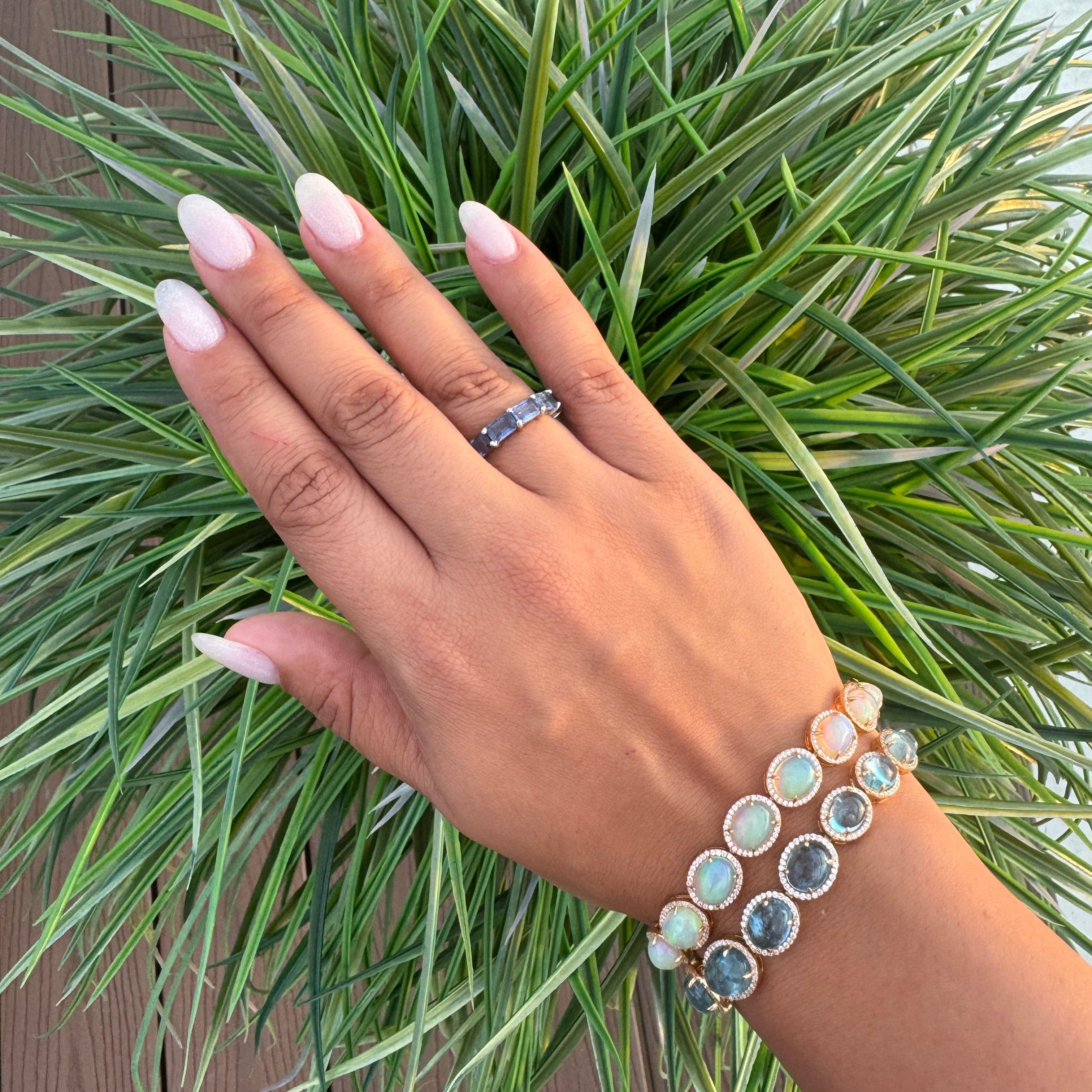 Bracelet 18K Gold Opal and Diamond Bracelet