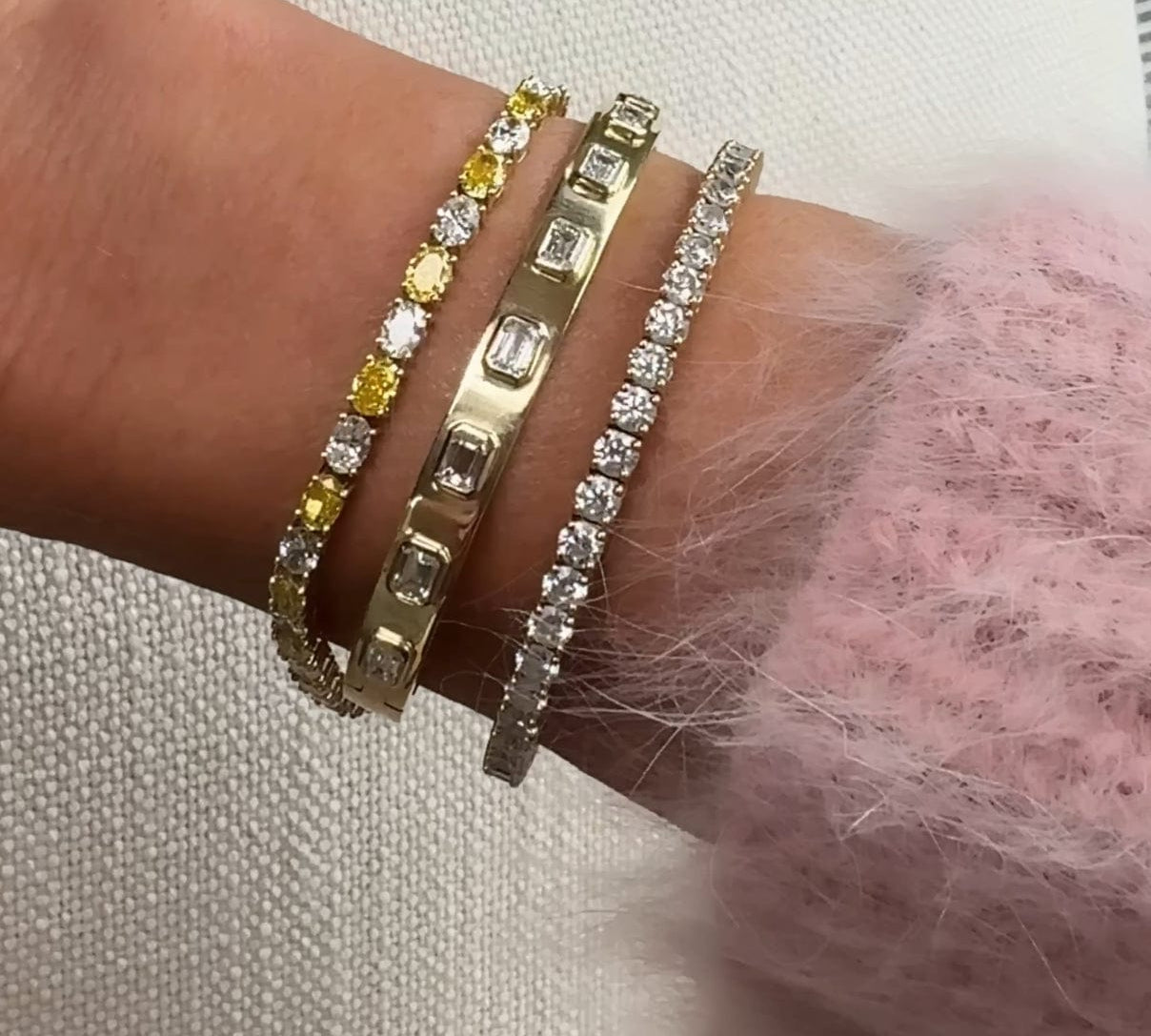 Bracelets 14K or 18K Gold Emerald Cut Diamond Bangle Bracelet 2.77 ct, Lab Grown