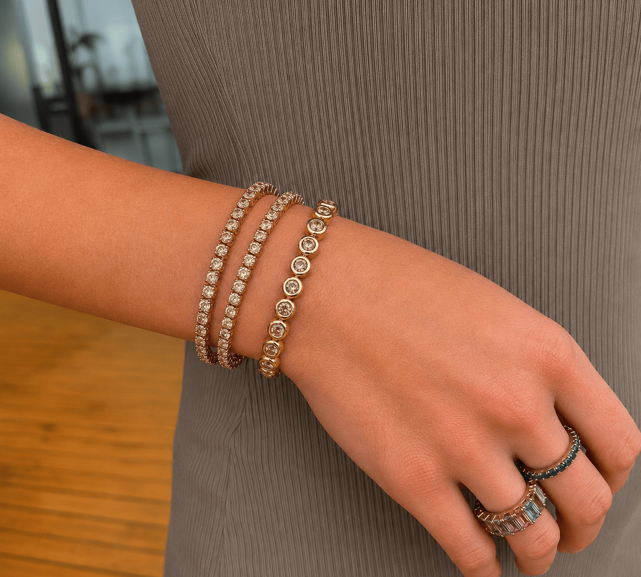 Bracelets 18K Gold And Desert Diamond Bezel Set Stretch Bracelet