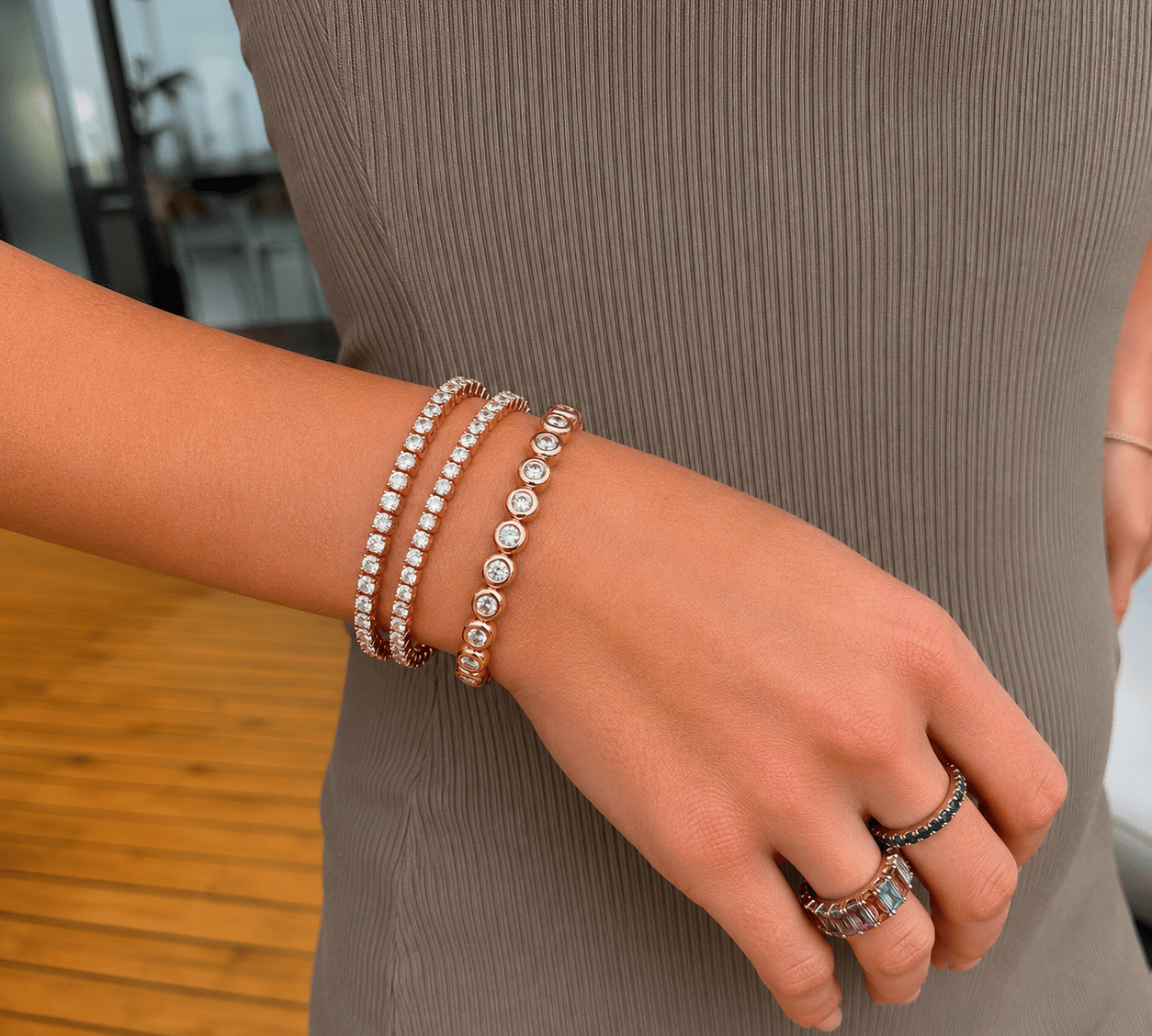 Bracelets 18K Gold And White Diamond Bezel Set Stretch Bracelet