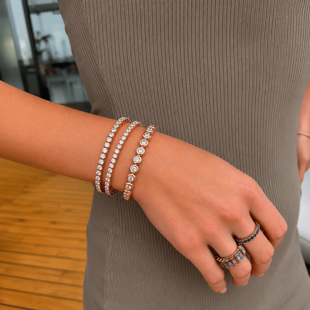 Bracelets 18K Gold And White Diamond Bezel Set Stretch Bracelet