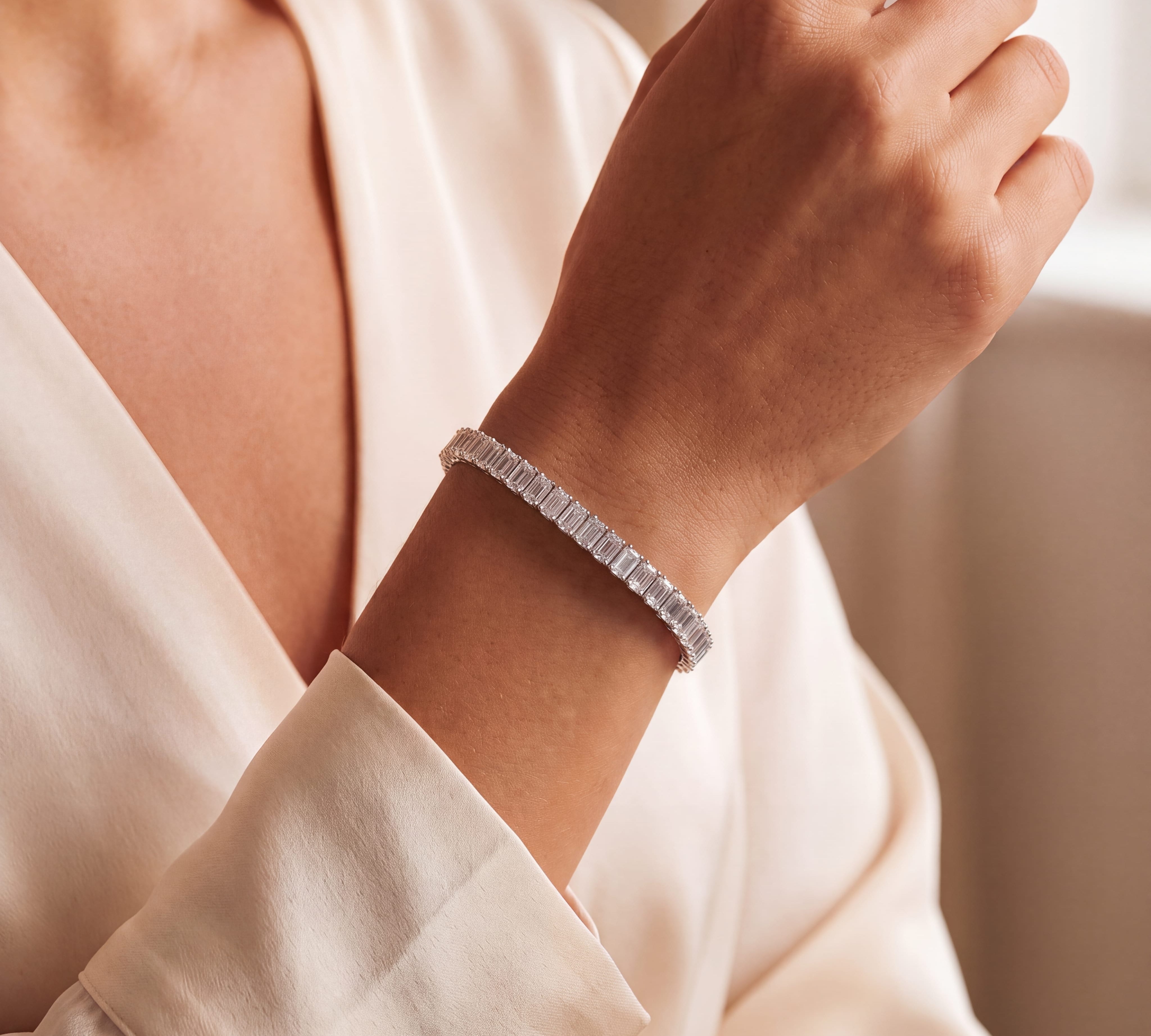 Bracelets 18K Gold Stretch Emerald Cut Diamond Tennis Bracelet, 4-prong, Lab Grown