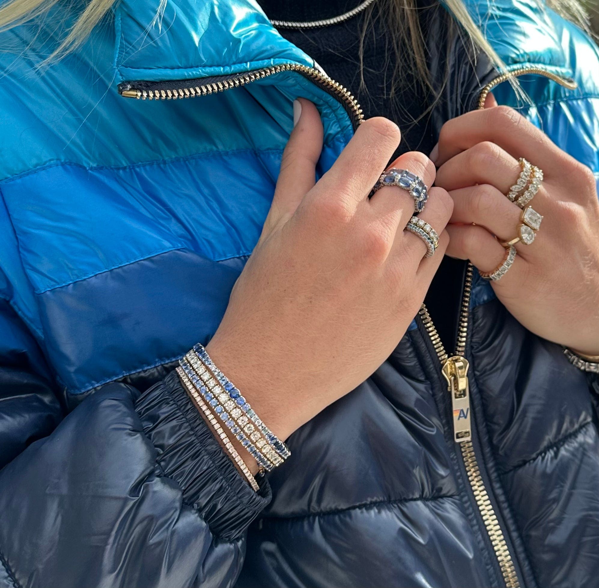 Bracelets 18K Gold Stretch & Stack Sky Blue Sapphire Tennis Bracelet, 8.55-18 Carats