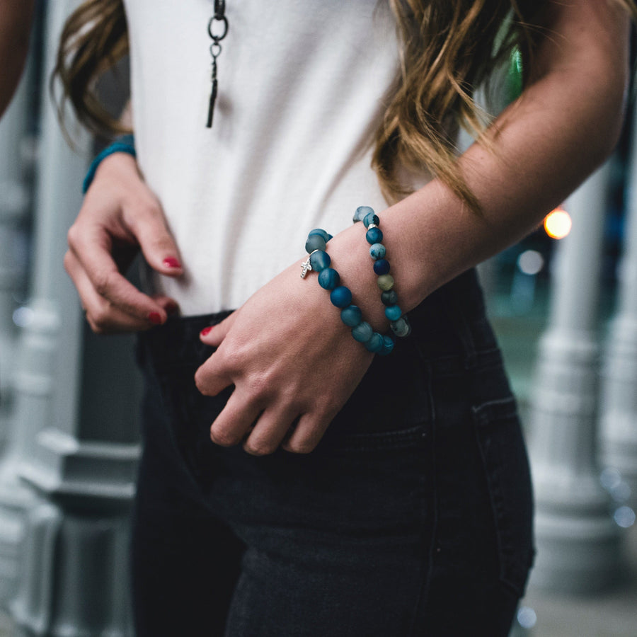 Bracelets 7" Blue Multicolor Beaded Bracelet with Diamonds and 14K Gold