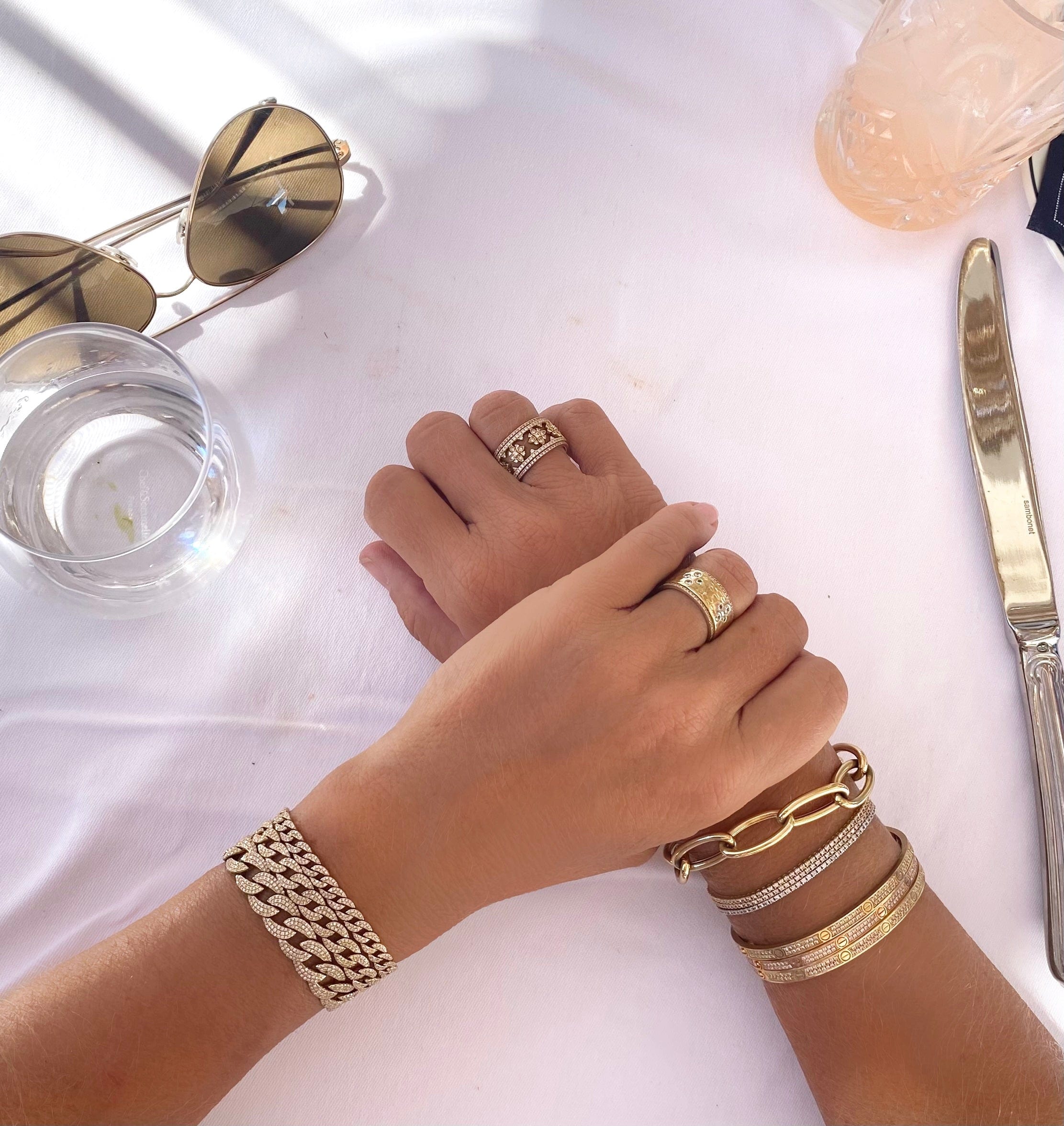 Bracelets Large 18K Gold Elongated Round Link Bracelet