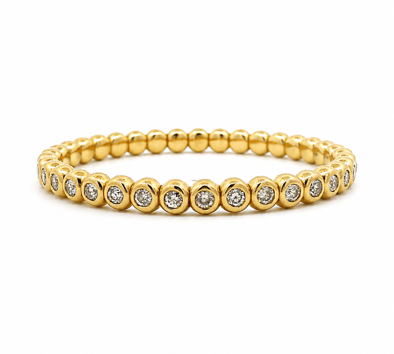 Bracelets XS:  45mm / Yellow Gold 18K Gold And White Diamond Bezel Set Stretch Bracelet