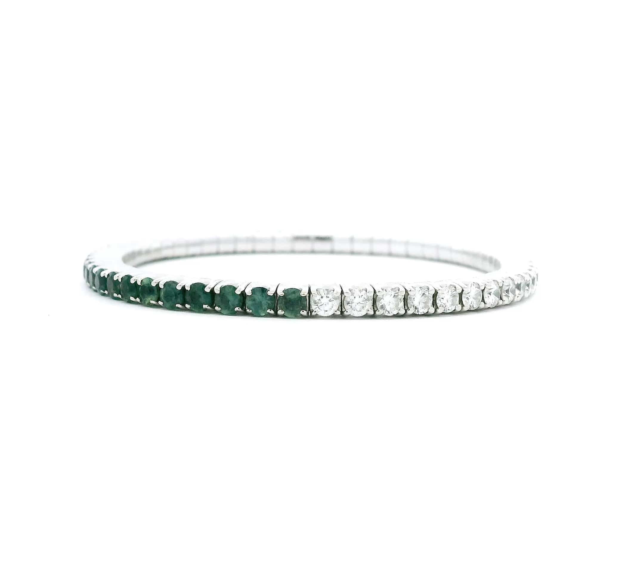 Bracelets XS:  45mm / Yellow Gold / 4.5-6.2 Carats Diamonds TW 18K Gold Stretch Half Teal Sapphire And Half Round Diamond Tennis Bracelet, Oval Shape, Natural Mined Diamonds