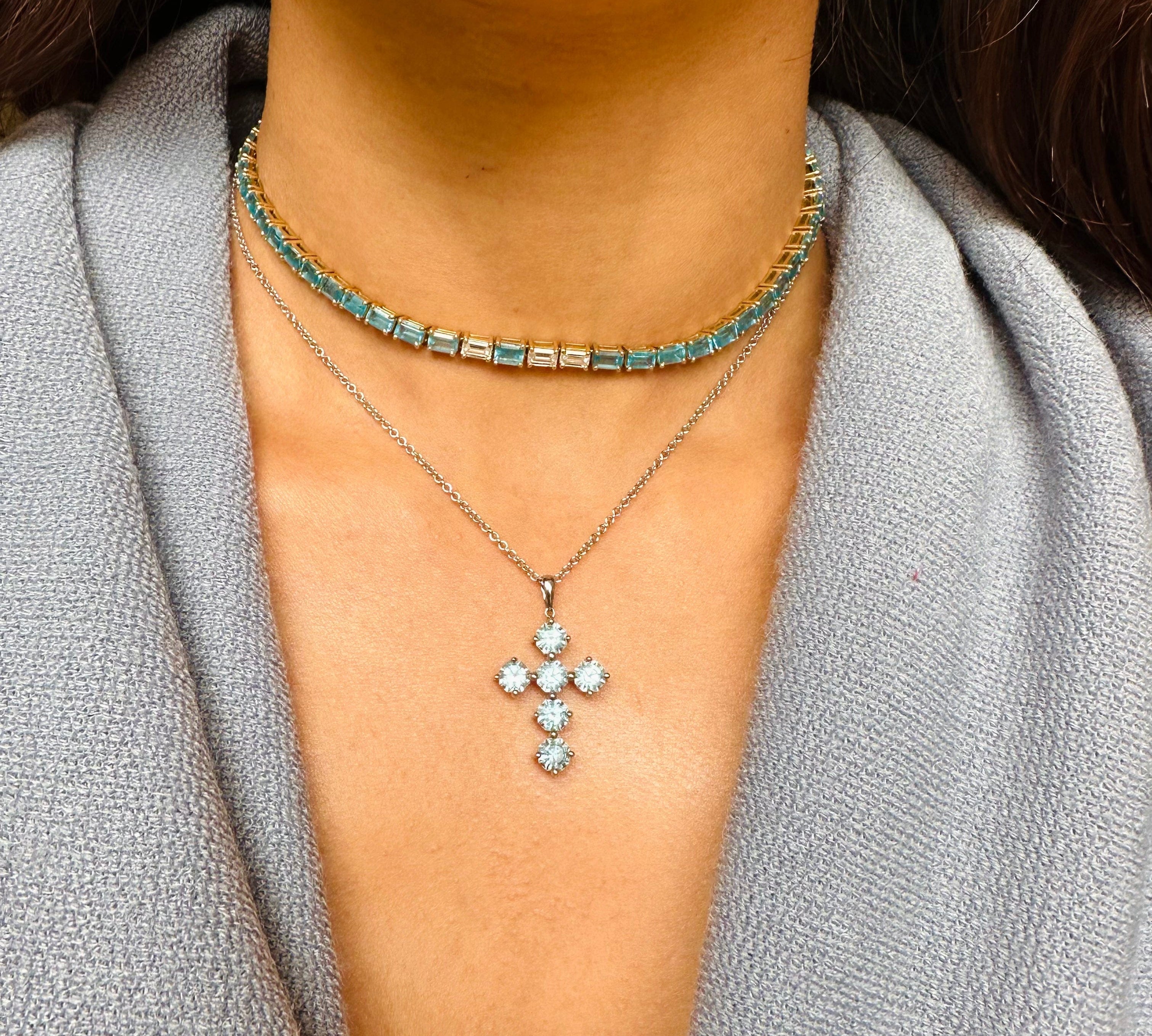 Charms & Pendants Light Blue Sapphire Asscher Cut Cross in Solid 18K Gold