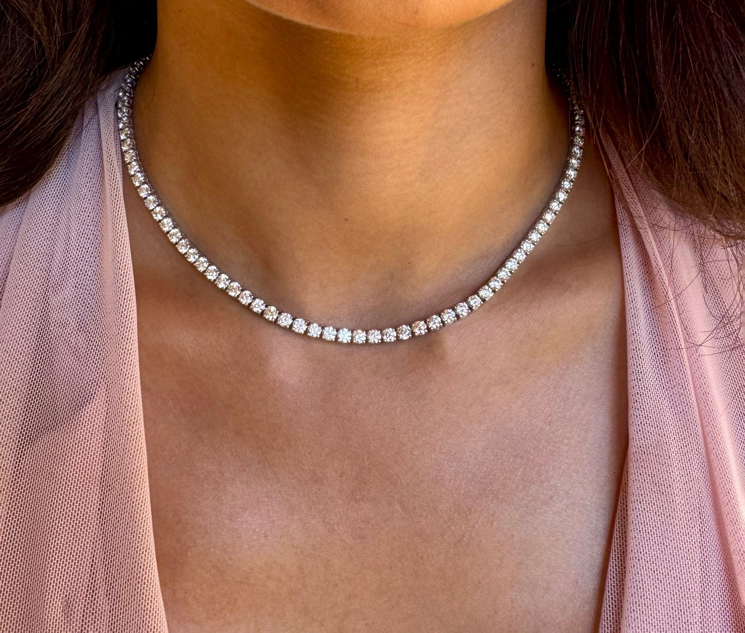 Necklaces 14K & 18K Gold Round Brilliant Diamond Necklace, Lab Grown, 4 Prong