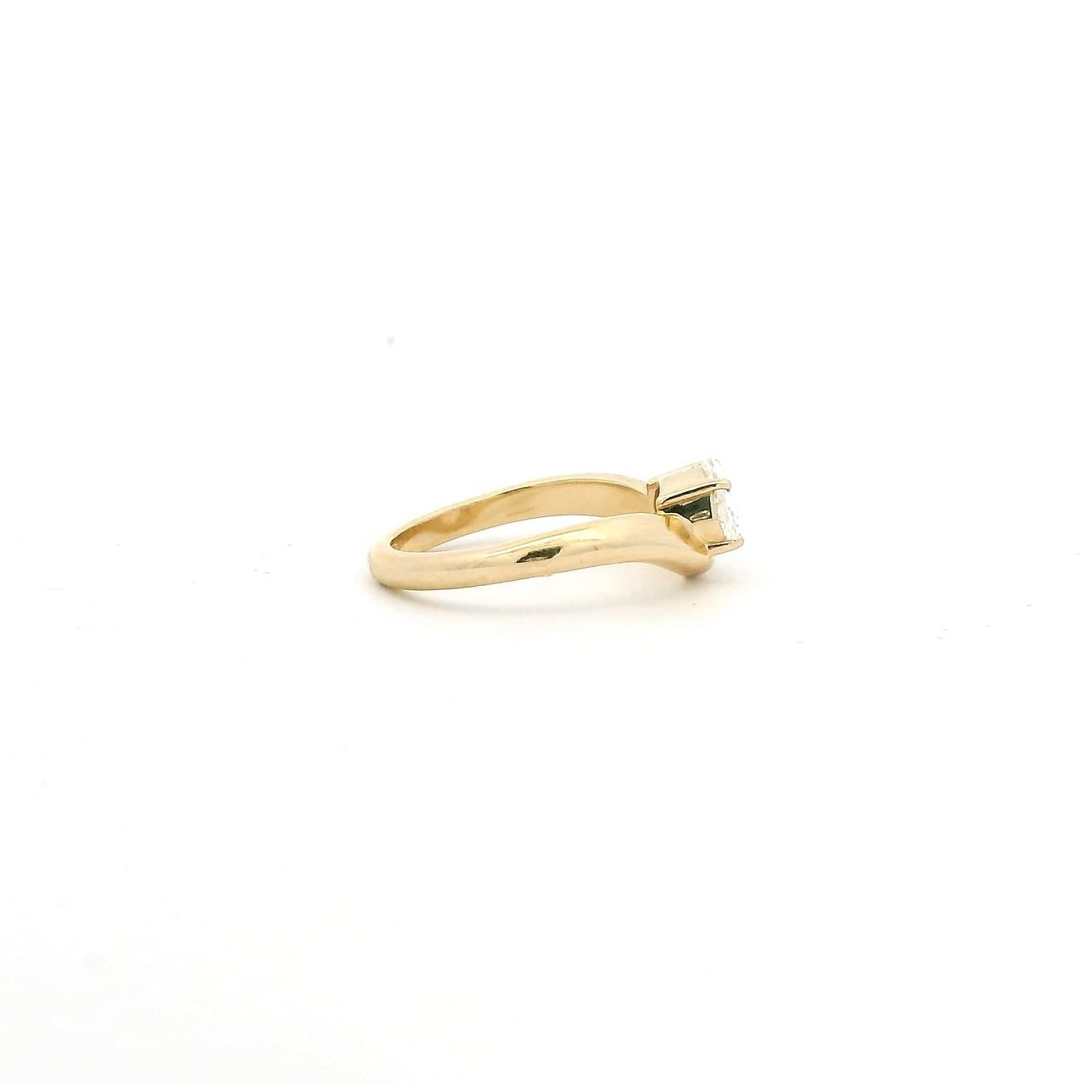 Rings 14K Gold Oval Diamond Wave Ring