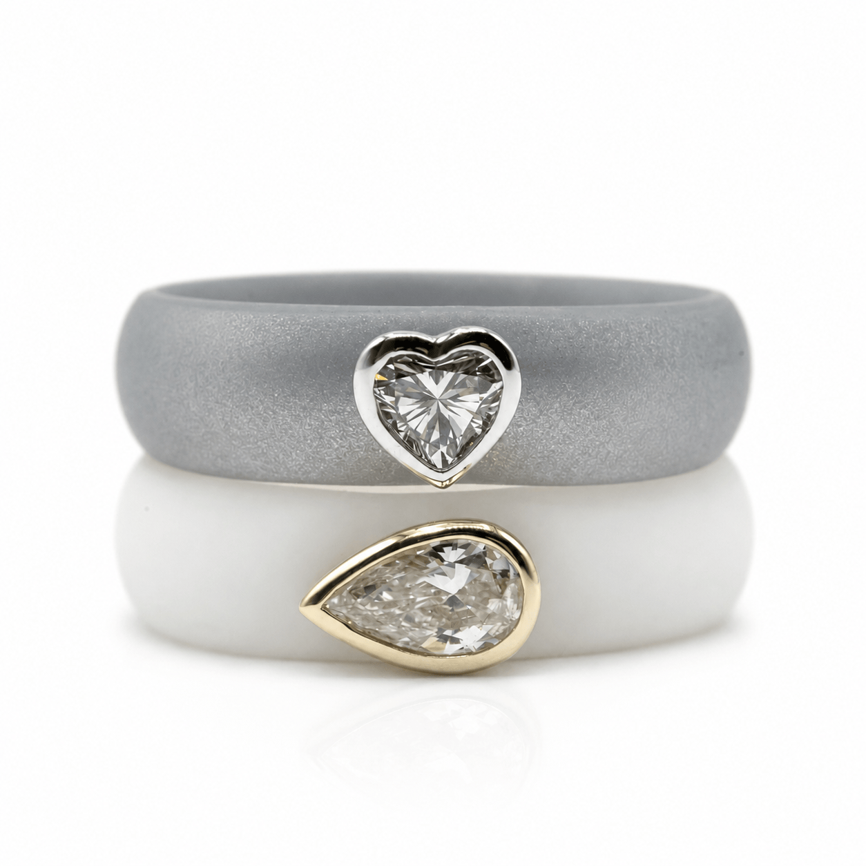Rings 14K gold Silicone Stretch East West Bezel Set Pear Diamond Ring, 1-1.2 cts Lab Grown