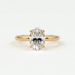 Rings 14K Yellow Gold / 7 Oval Cut Diamond Solitaire Band
