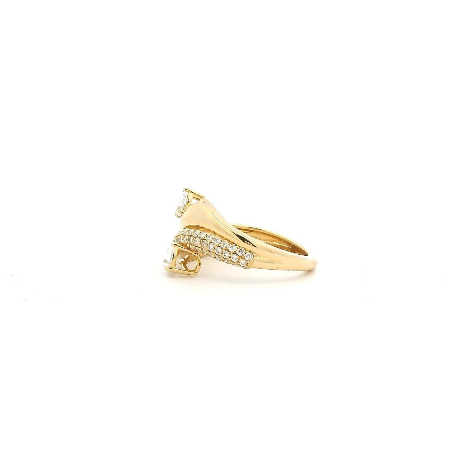 Rings 18K Gold Pear And Oval Diamond Wave Ring