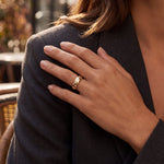 Rings 18K Gold Splash Of Diamonds Dome Stretch Ring