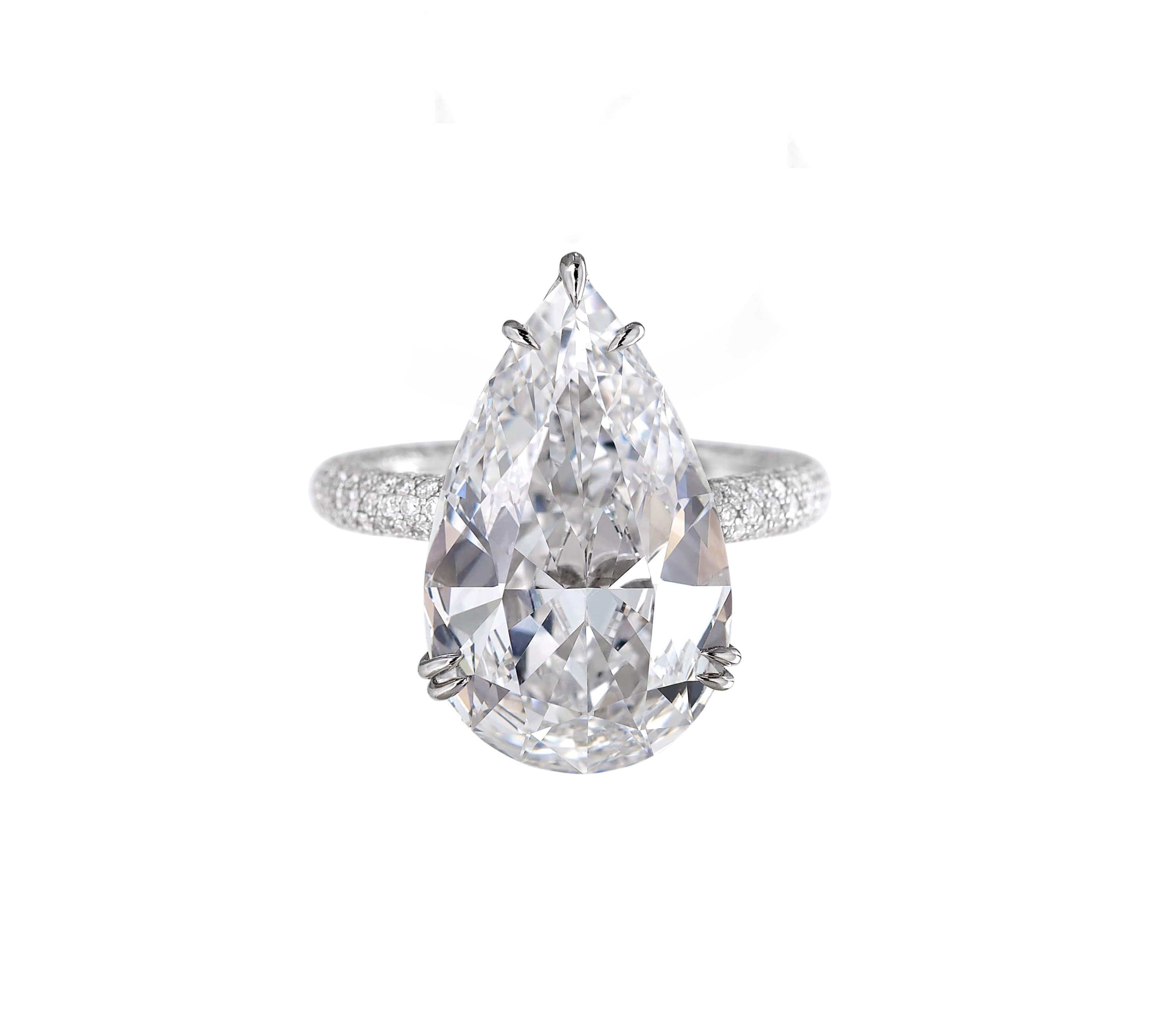 Rings 4 / Yellow Gold / Simple Solitaire Pear Diamond Engagement Rings, Lab Grown